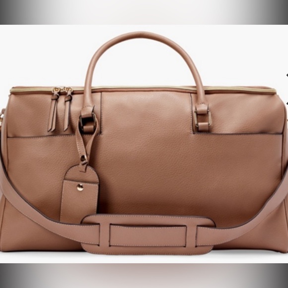 JustFab Handbags - JUSTFAB garment, convertible, weekender bag. Tan/gold Size 9 x 18